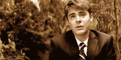 http://media3.giphy.com/media/Q1QmFkVbznuda/200.gif