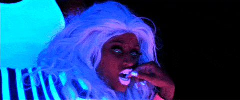http://media3.giphy.com/media/uaJbkpciAhcR2/200.gif