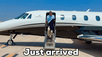 Here I Am Travel GIF by Backhaus Verlag