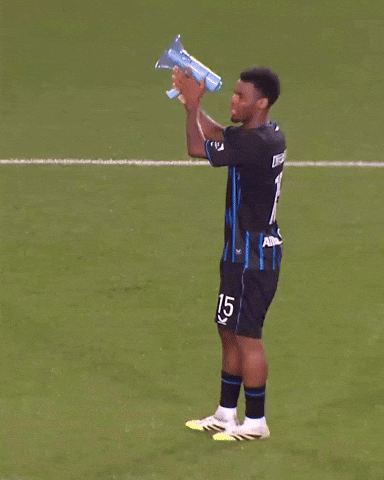 Onyedika GIF by Club Brugge