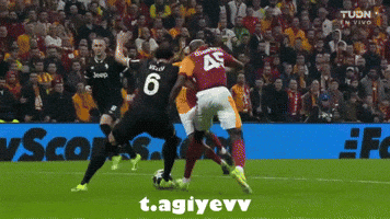 Galatasaray Juventus GIF