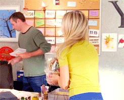30 Rock Gift Basket GIF - Find & Share on GIPHY