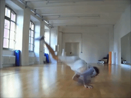 PASCH-net breakdance GIF