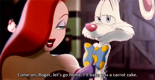Нельзя так одеватьсяа то не девушка а кролик Роджер придет и пропадешь совсем