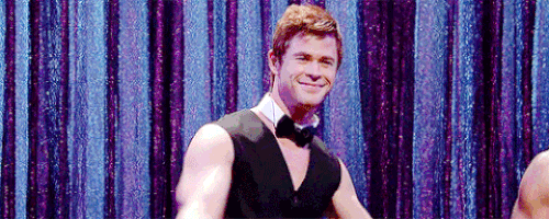 Chris Hemsworth GIFs Find Share On GIPHY