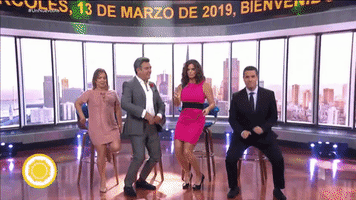 un nuevo dia dance GIF by Telemundo