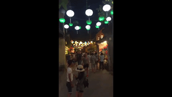 noraschenk vietnam druk hoi an GIF