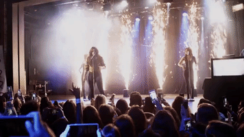 200.gif?cid=fc005b08231dadfefc6bd6524ef63ac23d33d89b43195f98&rid=200.gif&ct=g