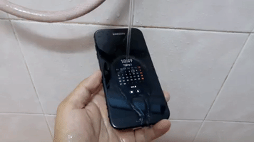 nguyentan-a445  GIF