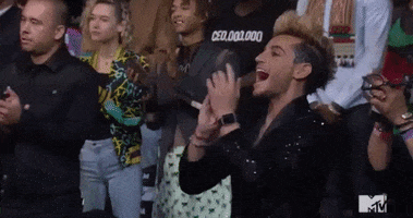 frankie grande clapping GIF by 2017 MTV Video Music Awards