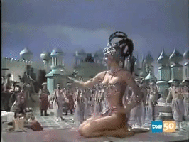 Baile Mora GIF