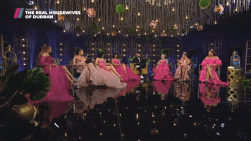 Friends Group GIF by Showmax