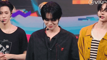 Leo GIF