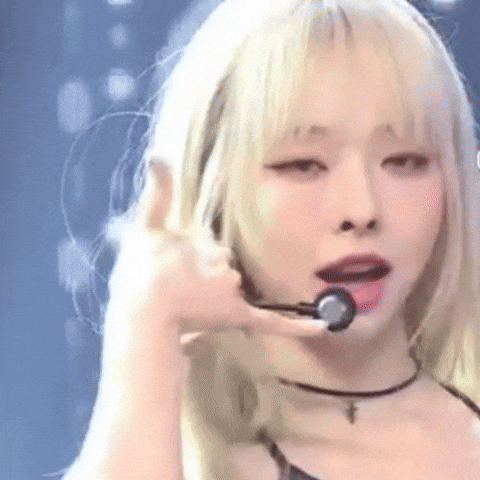 Loona GIF