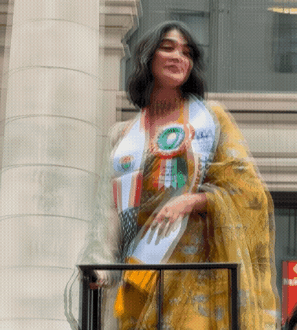 Pooja Hegde GIF