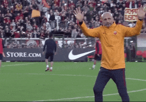 luciano spalletti applause GIF by AS Roma