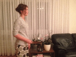 ynjlywtmyxn0x2zvcl9jagftcglvbnnad2vilmrl  GIF