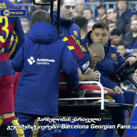 ynpha2fsyxnodmlsaubtywlslnj1 mascherano respect atletico madrid vs barcelona GIF