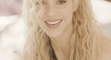 me enamore GIF by Shakira