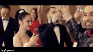 catharsis manele ursarie kissingthumb GIF