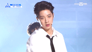 jibbazee produce101 guanlin GIF