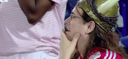 reefak that's so metro GIF