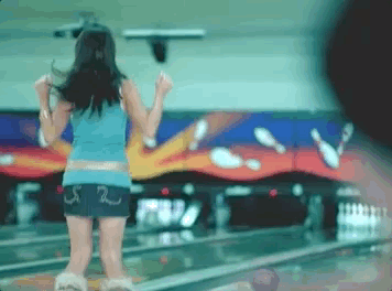 https://media3.giphy.com/media/3ohk2zdUeOb35OaiOI/source.gif