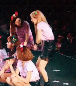 nghienanh #yoontae #cute GIF