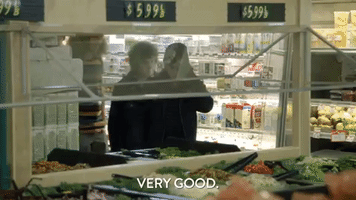 200.gif?cid=fc005b08a3379471a69c6bd37ab03afb64b182d902b251c6&rid=200.gif&ct=g