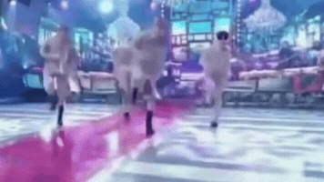 Yeonjun Soobin GIF