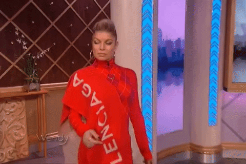 giphy.gif?cid=4d1e4f29134be5ede3032aa1c5