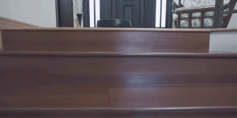 Robô aspirador GIFs on GIPHY - Be Animated