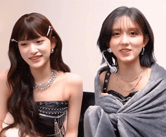 Side Eye Ive GIF