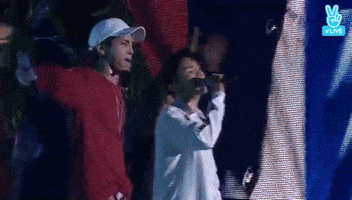 saikia shinee jongkey shinee key shinee jonghyun GIF