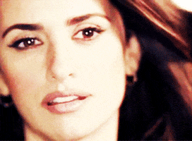 Scarlett Penelope Cruz Kiss GIFs - Get the best GIF on GIPHY