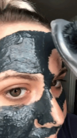 This MDNA SKIN Chrome Clay Mask Review Proves Your Skin Can