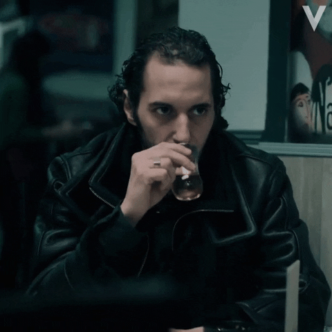 cheers drinking GIF by Videoland