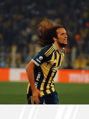 Matteo Guendouzi GIF by Socinflu