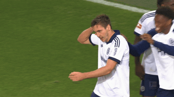 Bundesliga Hug GIF by FC Schalke 04