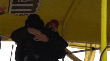 200.gif?cid=fc005b08336a0da5818fbb1e2a656d304c369ba54b26118a&rid=200.gif&ct=g