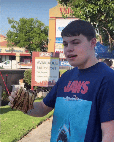 giphy.gif?cid=9b38fe91exu7q887dlg5c39oh5j7hg9t7thyzp2g5hbojm38&ep=v1_gifs_username&rid=giphy.gif&ct=g