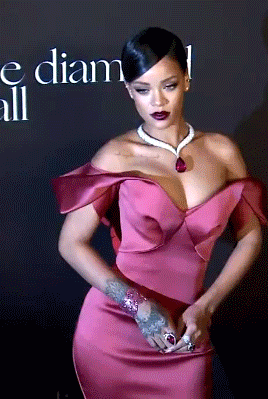 Red Carpet Fashion GIF - Find & Share on GIPHY