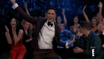 peoples choice awards pca GIF by E!