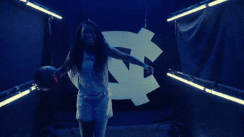 200.gif?cid=fc005b0882bbf79a984fdb60c83f7574815434b20bc44f6d&rid=200.gif&ct=g