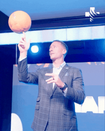 War Basketball GIF by Sport & Story