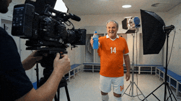 Gerry Scotti GIF by HONOR Italia