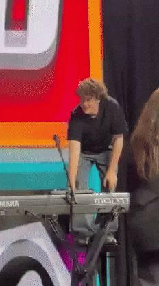 iSEE COLLEGE GIF