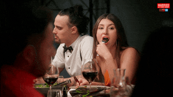 Reality Eat GIF by Married At First Sight