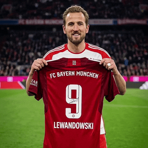 Robert Lewandowski Football GIF