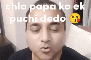 Chlo Papa Ko Ek Puchi Dedo GIF